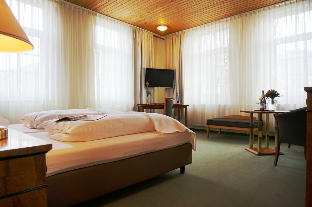 Hotel Goldener Anker Bodenwerder Zimmer foto